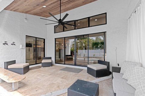 Casa en alquiler en Delray Beach, Florida, 4 dormitorios, 243.78 m2 № 2077714 - foto 16