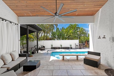 Casa en alquiler en Delray Beach, Florida, 4 dormitorios, 243.78 m2 № 2077714 - foto 17