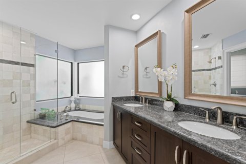 Casa en alquiler en Delray Beach, Florida, 4 dormitorios, 243.78 m2 № 2077714 - foto 23