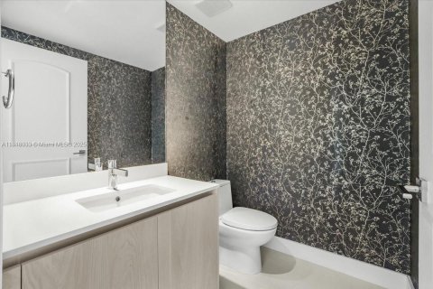 Condo in Miami, Florida, 3 bedrooms  № 1775251 - photo 27