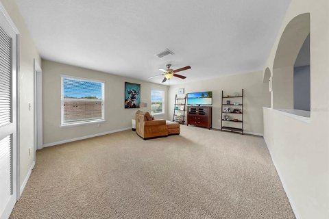 House in Parrish, Florida 5 bedrooms, 344.3 sq.m. № 2222051 - photo 28