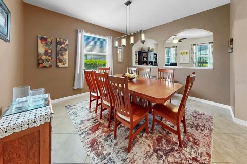 House in Parrish, Florida 5 bedrooms, 344.3 sq.m. № 2222051 - photo 8