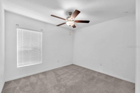 Villa ou maison à louer à Wimauma, Floride: 4 chambres, 171.03 m2 № 2165892 - photo 18