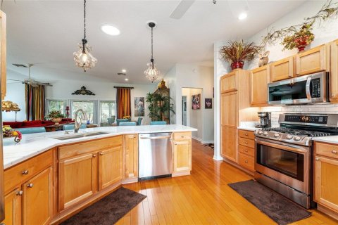 Casa en venta en The Villages, Florida, 3 dormitorios, 195.75 m2 № 1905471 - foto 22
