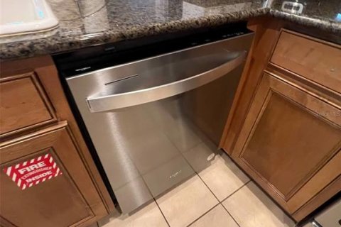 Condo in Four Corners, Florida, 3 bedrooms  № 1540318 - photo 7