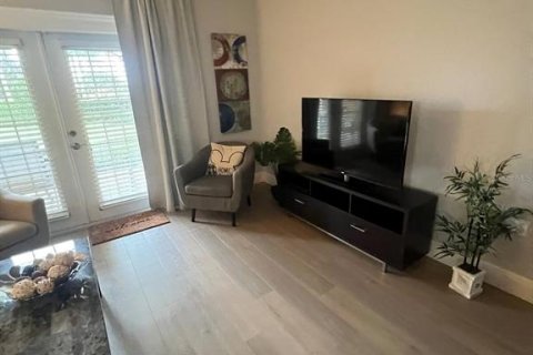 Condo in Four Corners, Florida, 3 bedrooms  № 1540318 - photo 4