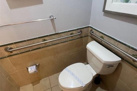 Condo in Four Corners, Florida, 3 bedrooms  № 1540318 - photo 12