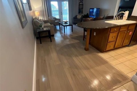 Condo in Four Corners, Florida, 3 bedrooms  № 1540318 - photo 9