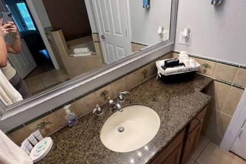 Condo in Four Corners, Florida, 3 bedrooms  № 1540318 - photo 16