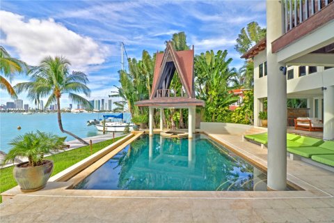House in Miami Beach, Florida 6 bedrooms, 478.08 sq.m. № 1458853 - photo 5