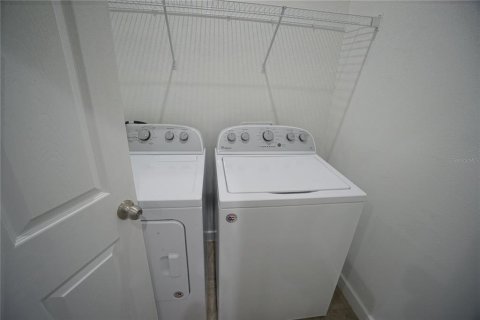 Adosado en alquiler en Tampa, Florida, 3 dormitorios, 120.12 m2 № 1910478 - foto 16