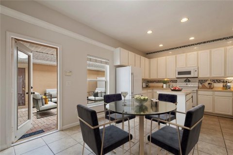 Townhouse in Orlando, Florida 3 bedrooms, 135.64 sq.m. № 2398756 - photo 15