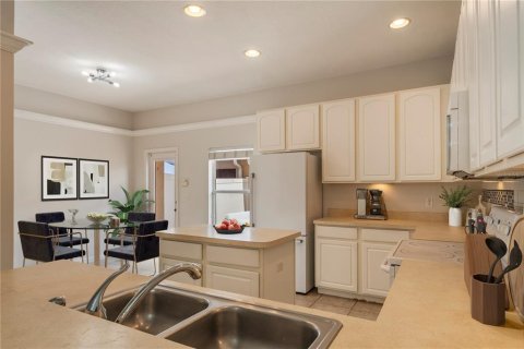 Townhouse in Orlando, Florida 3 bedrooms, 135.64 sq.m. № 2398756 - photo 13