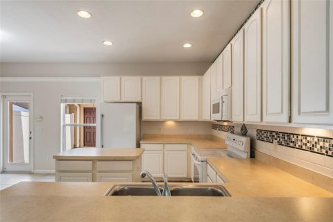 Townhouse in Orlando, Florida 3 bedrooms, 135.64 sq.m. № 2398756 - photo 8