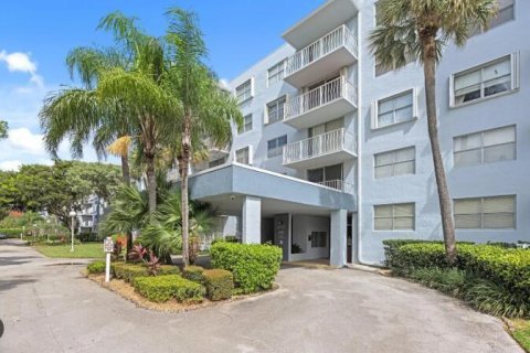 Condo in West Palm Beach, Florida, 1 bedroom  № 2378771