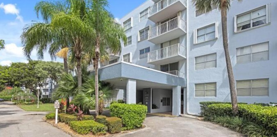 Condo in West Palm Beach, Florida, 1 bedroom № 2378771