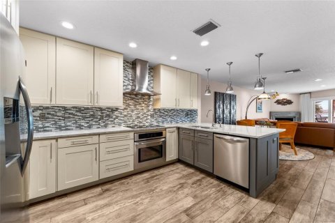 Adosado en venta en Indian Rocks Beach, Florida, 3 dormitorios, 153.85 m2 № 2100019 - foto 26