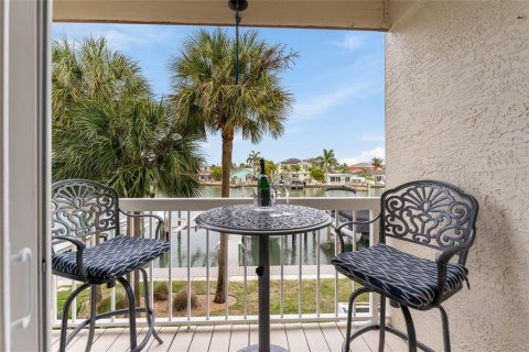 Adosado en venta en Indian Rocks Beach, Florida, 3 dormitorios, 153.85 m2 № 2100019 - foto 20