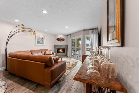 Adosado en venta en Indian Rocks Beach, Florida, 3 dormitorios, 153.85 m2 № 2100019 - foto 17