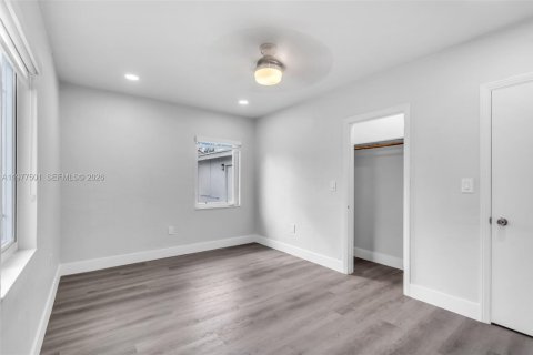 Villa ou maison à louer à Miami Springs, Floride: 3 chambres, 171.68 m2 № 2041707 - photo 13