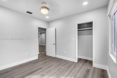 Villa ou maison à louer à Miami Springs, Floride: 3 chambres, 171.68 m2 № 2041707 - photo 10