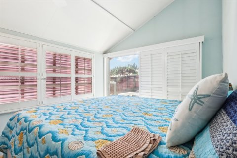 Apartment in Jensen Beach, Florida 2 bedrooms, 37.53 sq.m. № 1942780 - photo 15