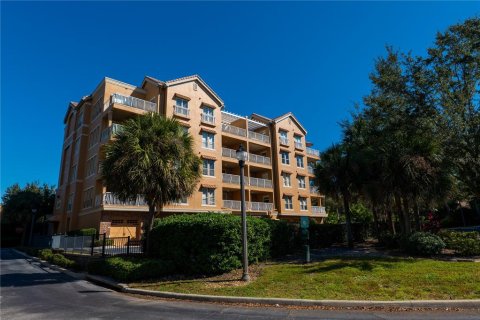 Condo in Orlando, Florida, 3 bedrooms  № 1559306 - photo 1