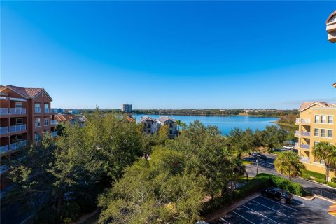 Condo in Orlando, Florida, 3 bedrooms  № 1559306 - photo 18