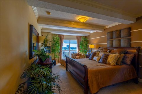 Condo in Orlando, Florida, 3 bedrooms  № 1559306 - photo 20