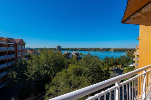 Condo in Orlando, Florida, 3 bedrooms  № 1559306 - photo 17