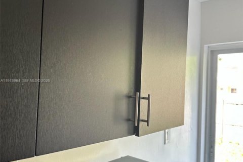 Снять в аренду виллу или дом в Хомстед, Флорида 3 спальни, 105.91м2, № 2004723 - фото 18