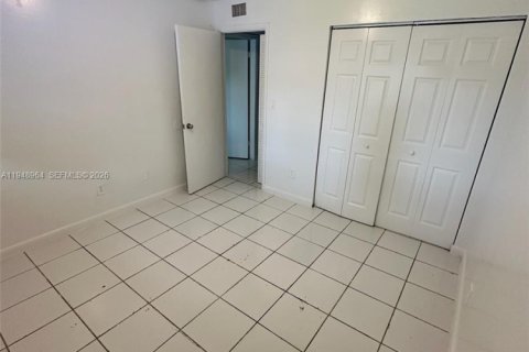 Снять в аренду виллу или дом в Хомстед, Флорида 3 спальни, 105.91м2, № 2004723 - фото 13