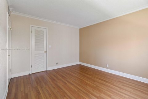 Copropriété à vendre à Hallandale Beach, Floride: 2 chambres, 101.45 m2 № 1896104 - photo 19