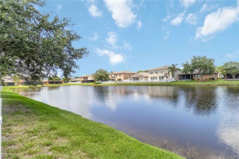 House in Merrit Island, Florida 5 bedrooms, 279.08 sq.m. № 2394384 - photo 26