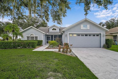 House in Parrish, Florida 4 bedrooms, 166.48 sq.m. № 2349547
