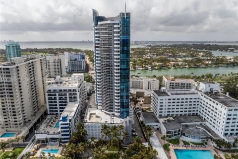 Condominio en alquiler en Miami Beach, Florida, 2 dormitorios, 116.13 m2 № 1938404 - foto 10