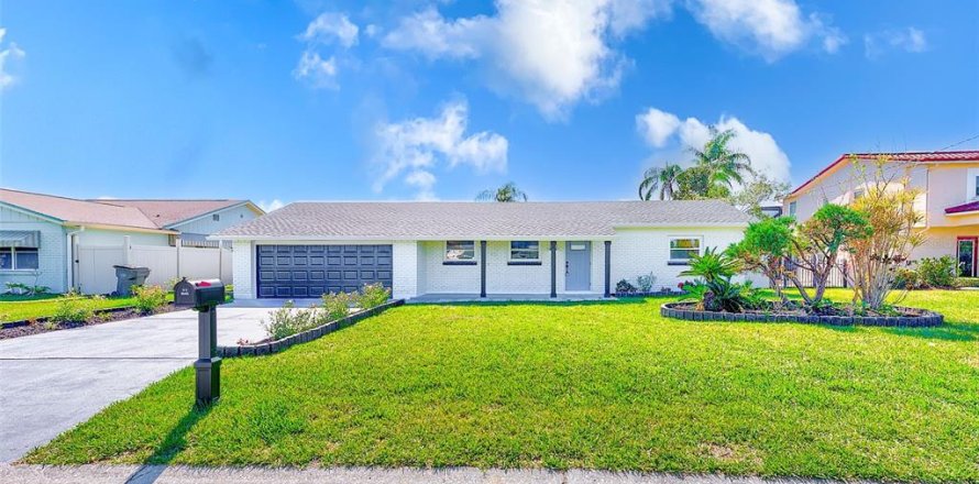 Villa ou maison à Tampa, Floride 3 chambres, 170.85 m2 № 1899024