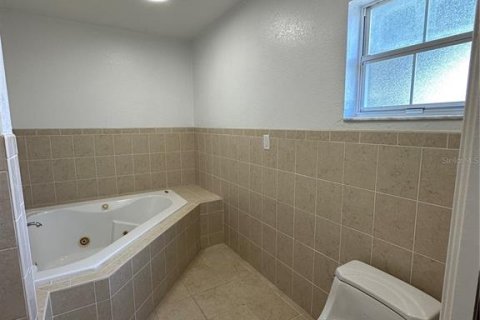 House in Ocala, Florida 4 bedrooms, 183.57 sq.m. № 1743375 - photo 8