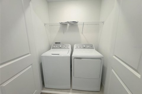 Adosado en alquiler en Kissimmee, Florida, 2 dormitorios, 125.42 m2 № 1919846 - foto 8
