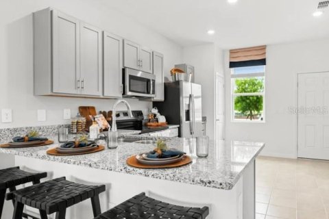 Adosado en alquiler en Kissimmee, Florida, 2 dormitorios, 125.42 m2 № 1919846 - foto 16