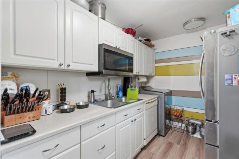 Купить виллу или дом в Спринг-Хилл, Флорида 7 комнат, 89.19м2, № 2092309 - фото 24