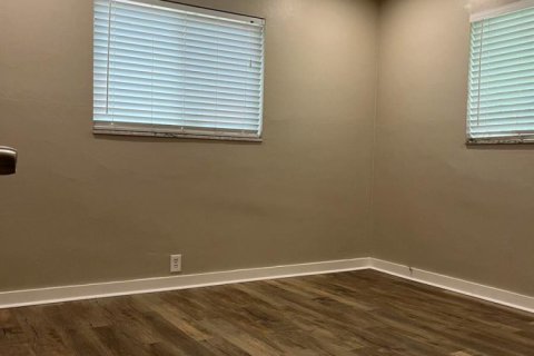 Appartement à louer à Oakland Park, Floride: 1 chambre, 144.37 m2 № 2246425 - photo 4