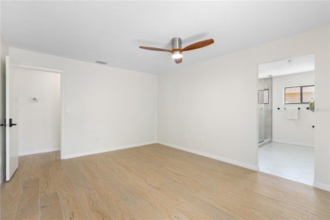 House in Palm Coast, Florida 3 bedrooms, 160.07 sq.m. № 1900783 - photo 14