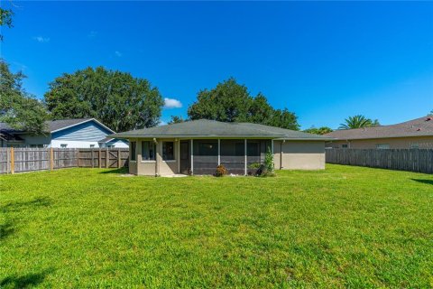 House in Palm Coast, Florida 3 bedrooms, 160.07 sq.m. № 1900783 - photo 28