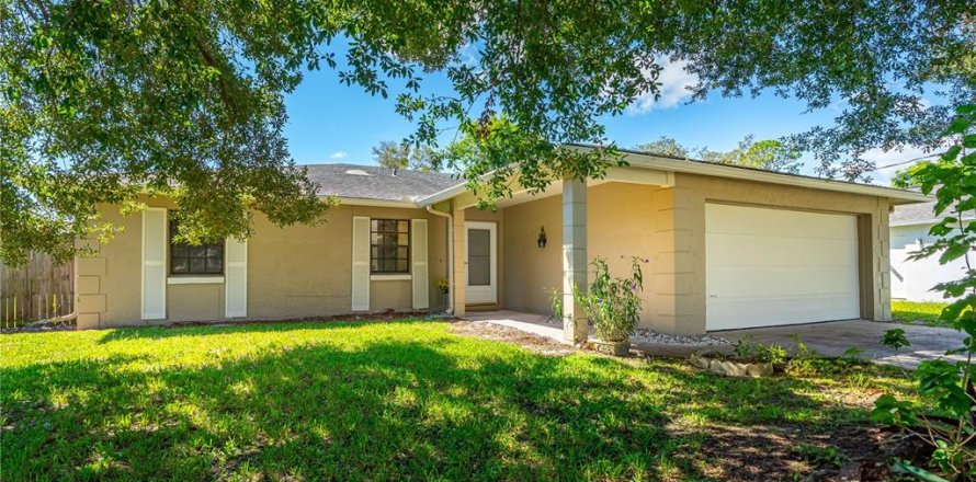 House in Palm Coast, Florida 3 bedrooms, 160.07 sq.m. № 1900783