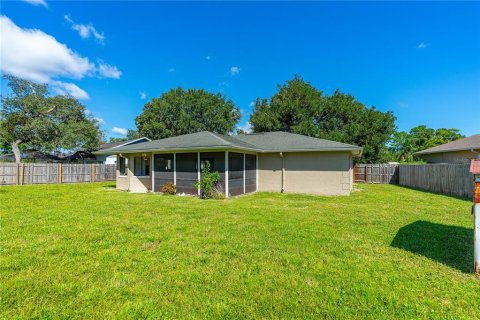House in Palm Coast, Florida 3 bedrooms, 160.07 sq.m. № 1900783 - photo 27