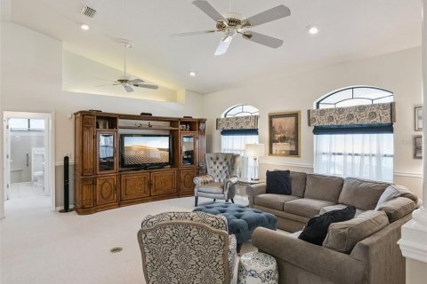 Casa en venta en Leesburg, Florida, 3 dormitorios, 212.37 m2 № 2341522 - foto 5