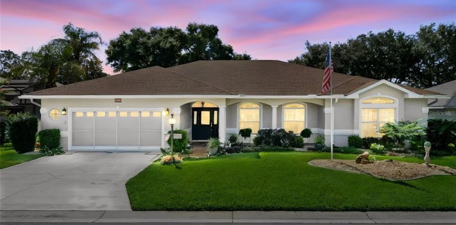 Casa en Leesburg, Florida 3 dormitorios, 212.37 m2 № 2341522