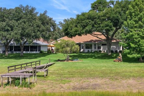 Casa en venta en Leesburg, Florida, 3 dormitorios, 212.37 m2 № 2341522 - foto 30