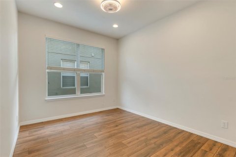 Casa en alquiler en Oviedo, Florida, 4 dormitorios, 241.45 m2 № 1899621 - foto 16